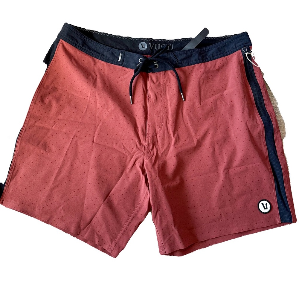 Vuori Peak board shorts 34